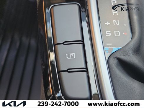 New 2026 Kia Seltos S FWD image 28