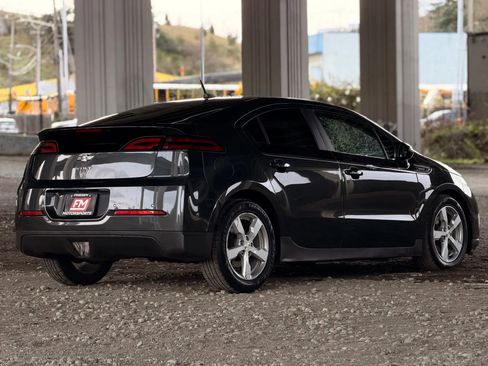 Used 2014 Chevrolet Volt Premium w/ Premium Trim Package image 7