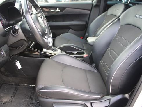 Used 2024 Kia Forte GT-Line FWD image 32