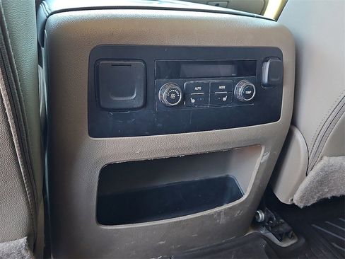 Used 2019 Chevrolet Tahoe LT w/ Luxury Package image 19