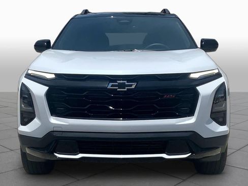 Used 2026 Chevrolet Equinox RS w/ Safety and Technology Package FWD image 4