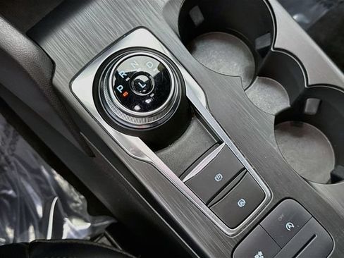 Certified 2025 Ford Escape ST-Line FWD image 17