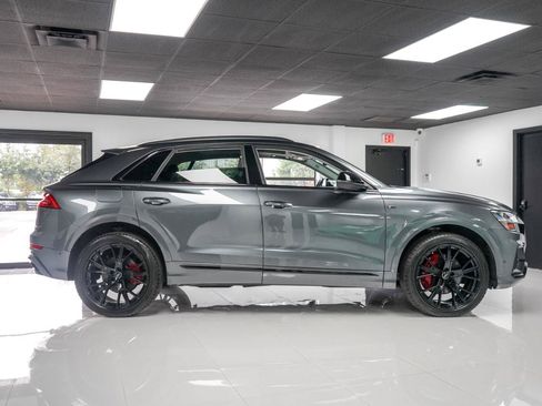Used 2019 Audi Q8 Prestige AWD/4WD image 6