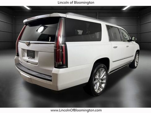 Used 2016 Cadillac Escalade ESV Platinum AWD/4WD image 7