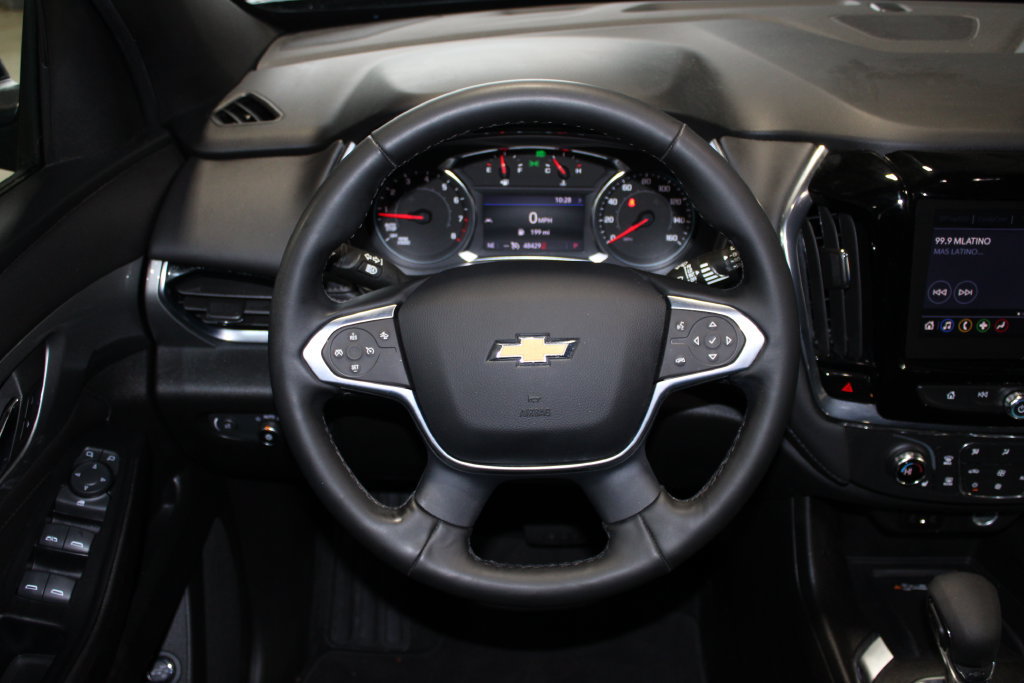 Used 2023 Chevrolet Traverse LT AWD/4WD image 12