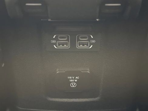 Used 2021 Jeep Wrangler Unlimited Sahara image 19