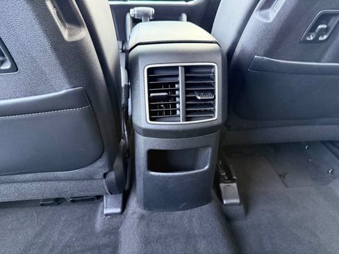 Used 2023 Kia Sportage EX AWD/4WD image 15