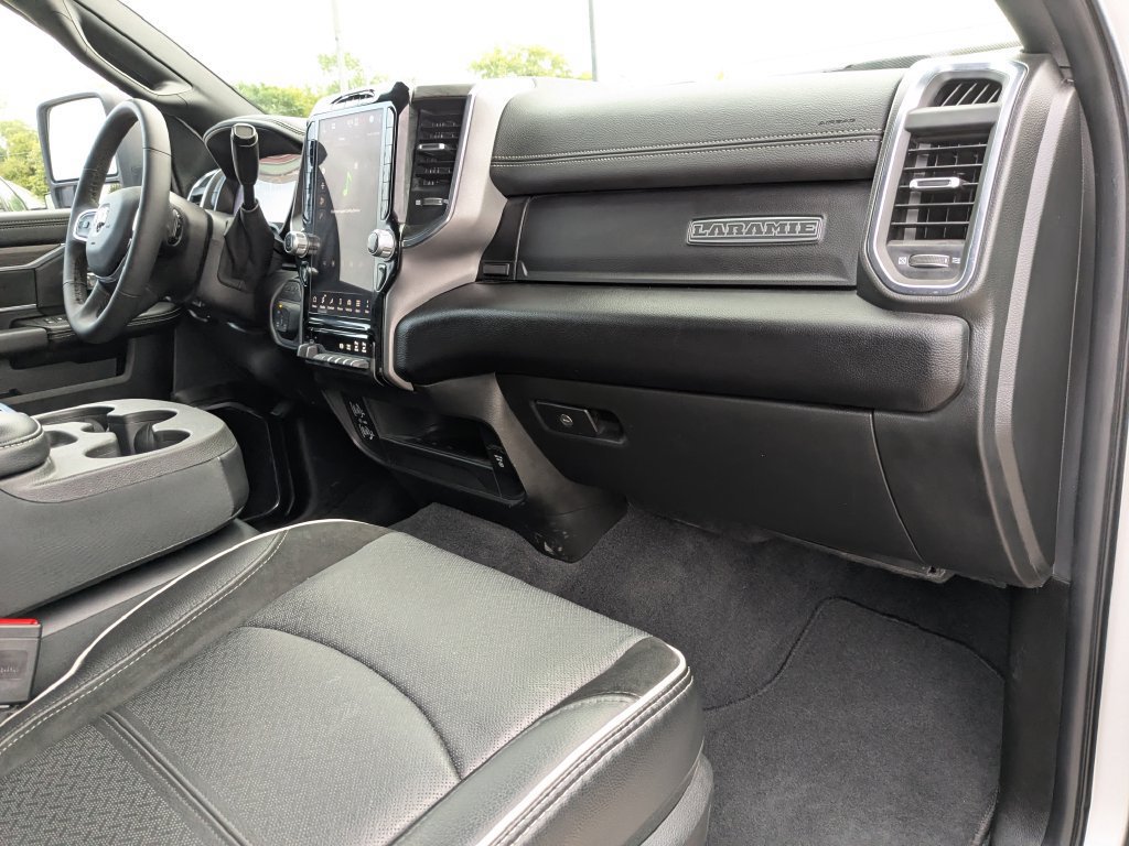 Used 2026 RAM 2500 Laramie AWD/4WD image 14