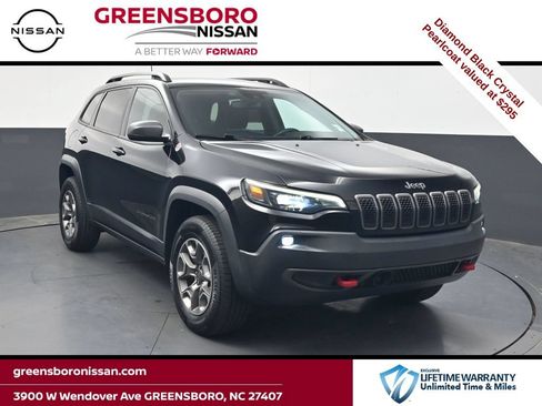 Used 2021 Jeep Cherokee Trailhawk AWD/4WD image 1
