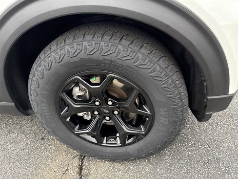 Used 2022 Ford Explorer Timberline image 12