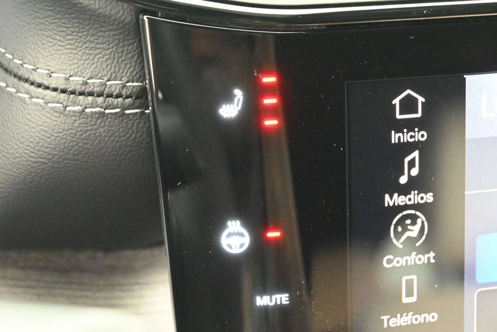 Used 2026 Jeep Grand Cherokee Limited RWD image 21