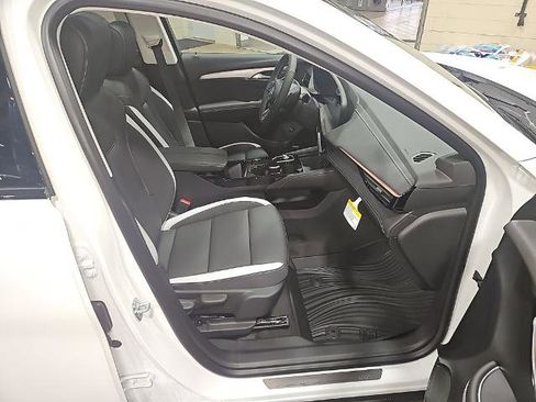 New 2026 Buick Envision Sport Touring image 28