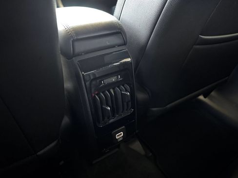 Used 2025 Jeep Compass Limited AWD/4WD image 19