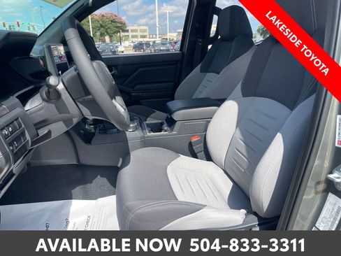 Certified 2026 Toyota Tacoma TRD Off-Road AWD/4WD image 28