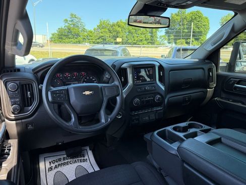 Used 2025 Chevrolet Silverado 2500 Custom w/ Custom Value Package AWD/4WD image 22