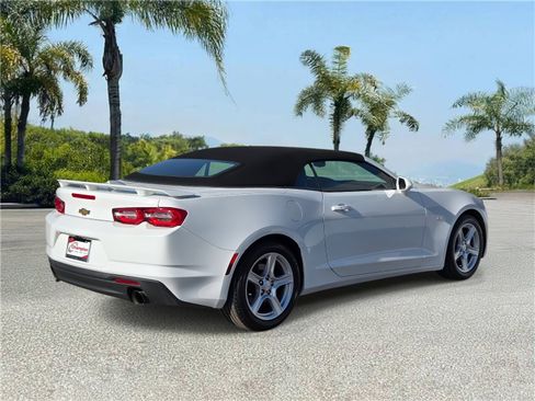 Used 2023 Chevrolet Camaro LT image 4