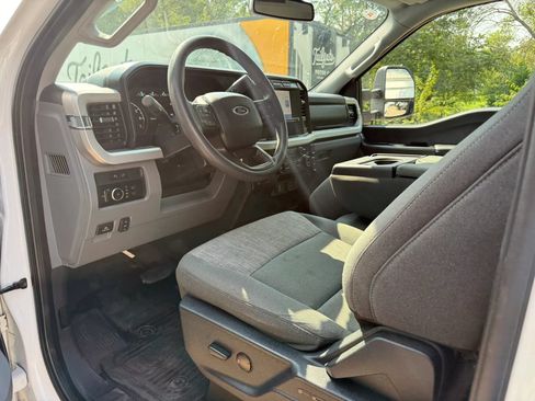 Used 2023 Ford F250 XLT w/ FX4 Off-Road Package AWD/4WD image 16