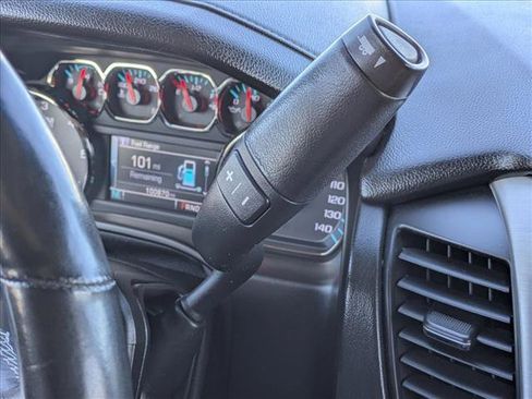 Used 2020 GMC Yukon SLT w/ HD Trailering Package image 12