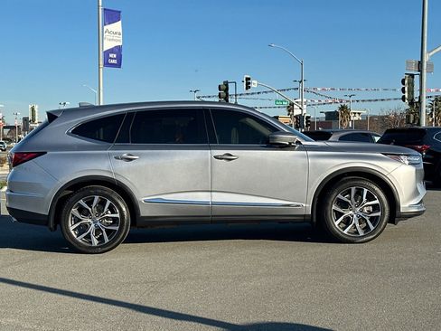 Used 2024 Acura MDX FWD w/ Technology Package image 3