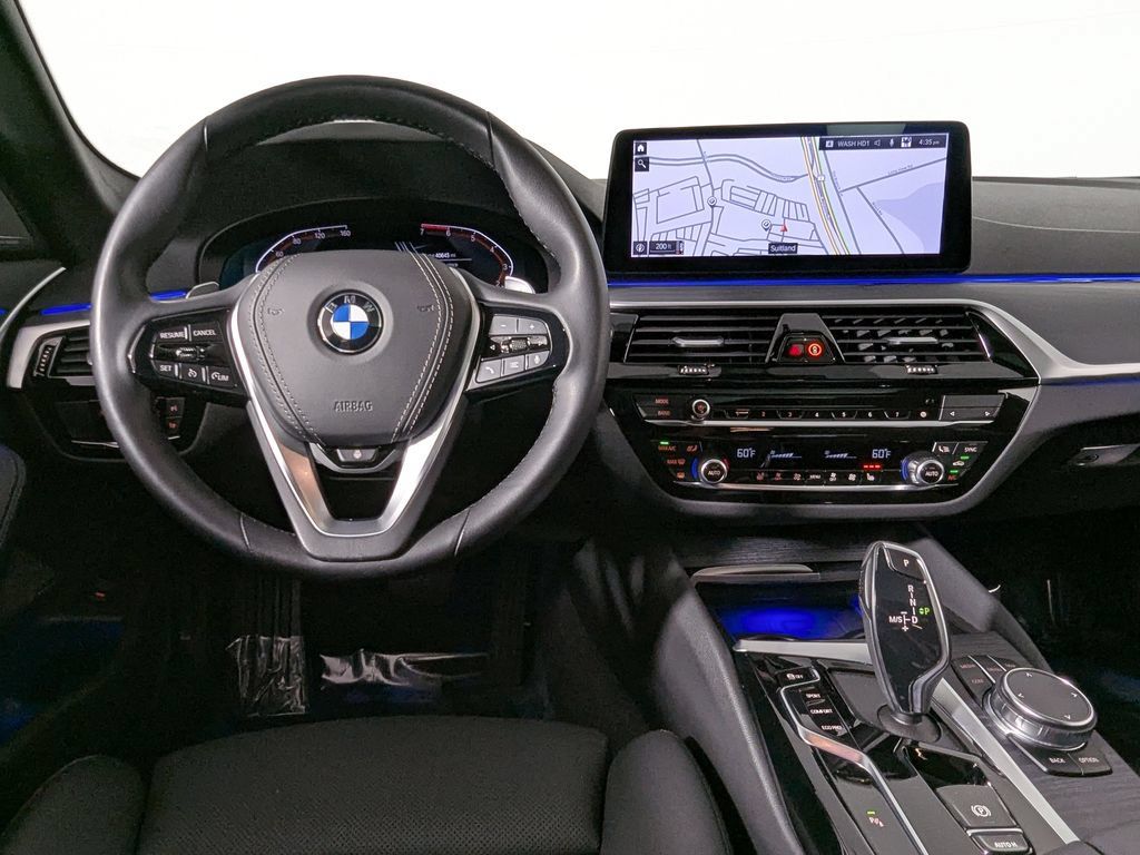 Certified 2023 BMW 530i xDrive w/ Premium Package AWD/4WD image 21