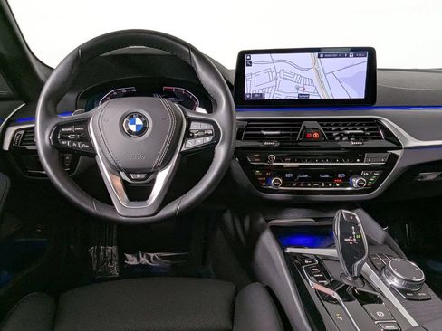 Used 2023 BMW 530i xDrive w/ Premium Package AWD/4WD image 21