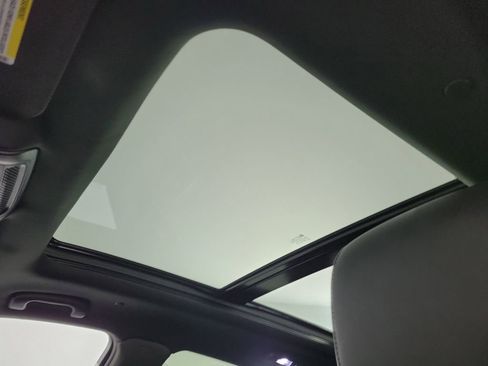 Certified 2023 Cadillac XT5 Premium Luxury image 18