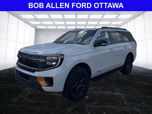 Used 2026 Ford Expedition Tremor AWD/4WD image 1