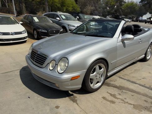 Used 2000 Mercedes-Benz CLK 430 Cabriolet image 5
