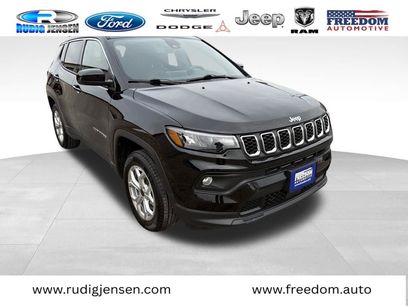 Used 2025 Jeep Compass Latitude w/ Sun & Sound Group