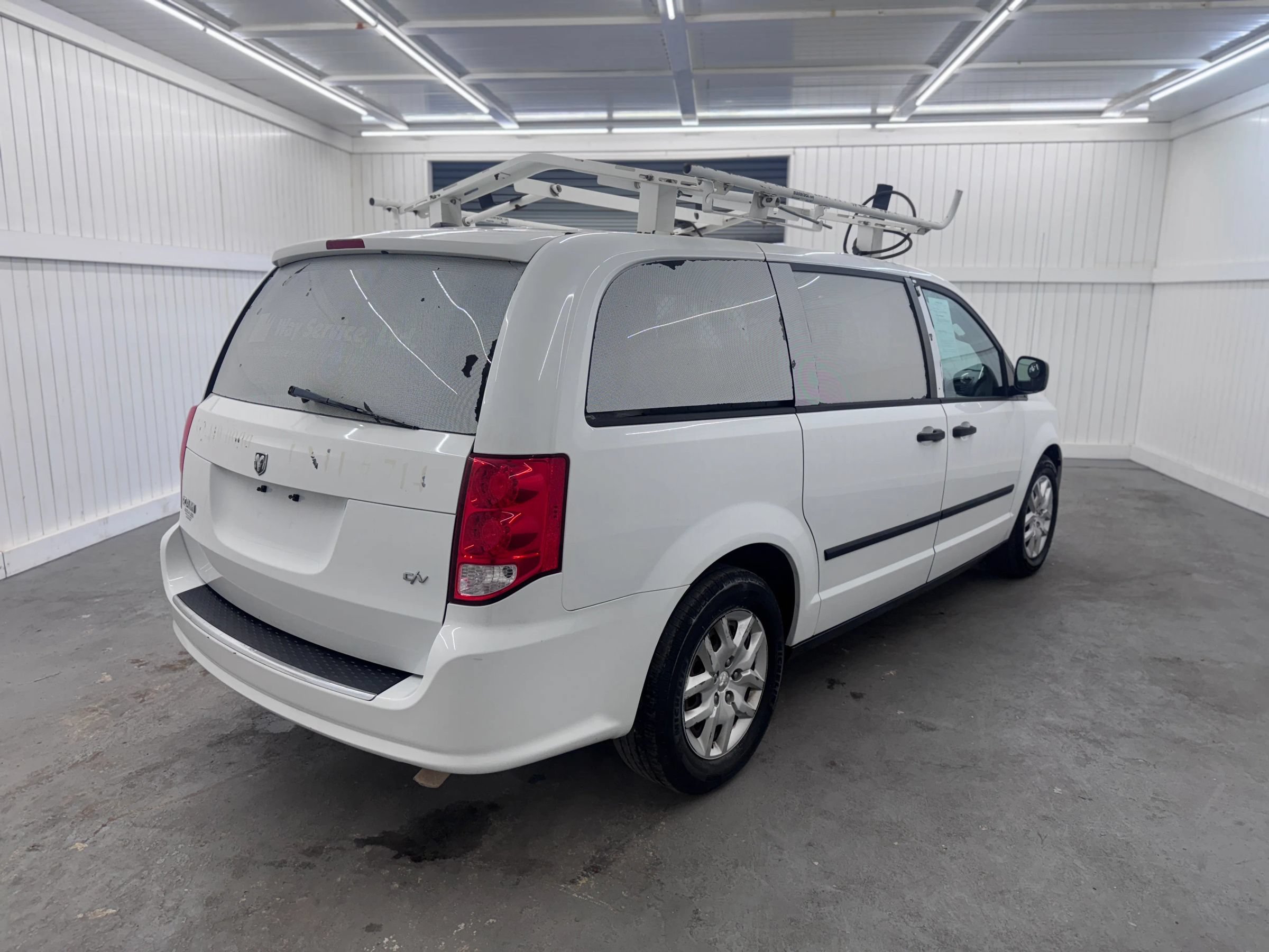 Used 2014 RAM C/V Tradesman w/ UConnect Hands-Free Group FWD image 5