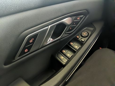 Used 2020 BMW 330i xDrive Sedan w/ Convenience Package image 30