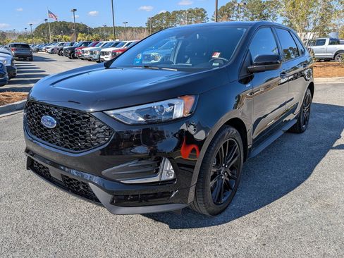 Certified 2024 Ford Edge ST-Line image 9