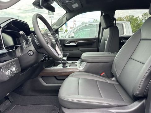 New 2026 GMC Sierra 1500 SLT AWD/4WD image 11