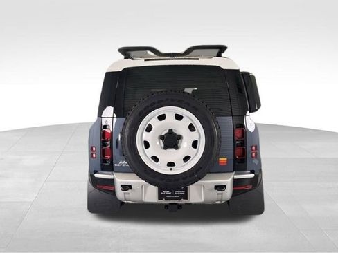 Used 2025 Land Rover Defender 110 S AWD/4WD image 7
