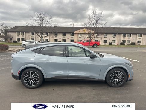 New 2025 Ford Mustang Mach-E Premium AWD/4WD image 4