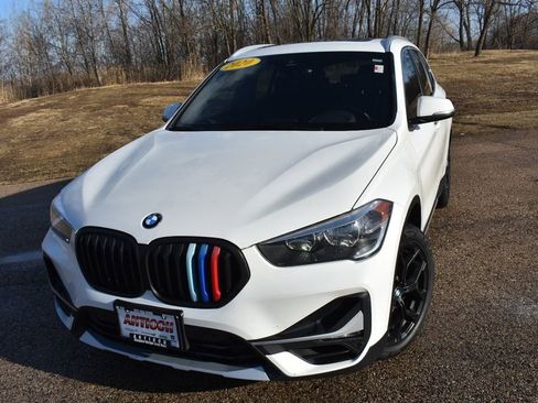 Used 2020 BMW X1 xDrive28i image 12