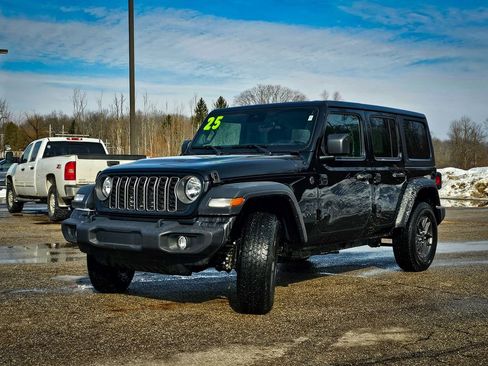 Certified 2025 Jeep Wrangler Sport S image 7