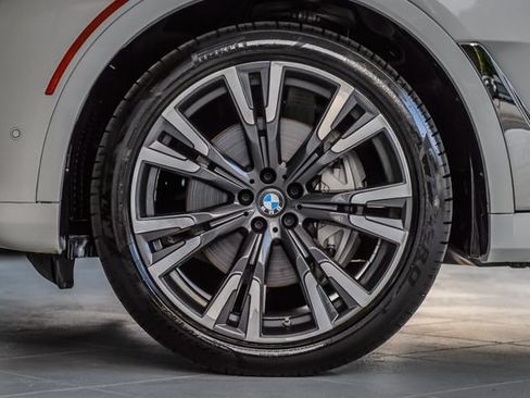 Used 2020 BMW X7 xDrive40i AWD/4WD image 13