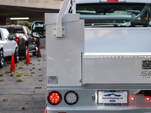 New 2026 Ford F250 XL w/ XL Chrome Package image 9