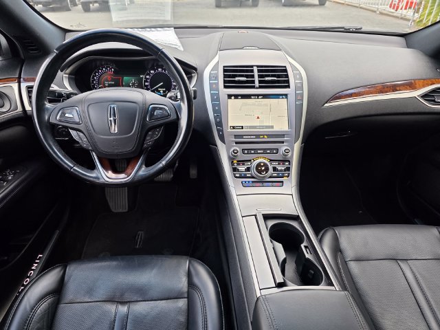 Used 2018 Lincoln MKZ Reserve FWD image 14