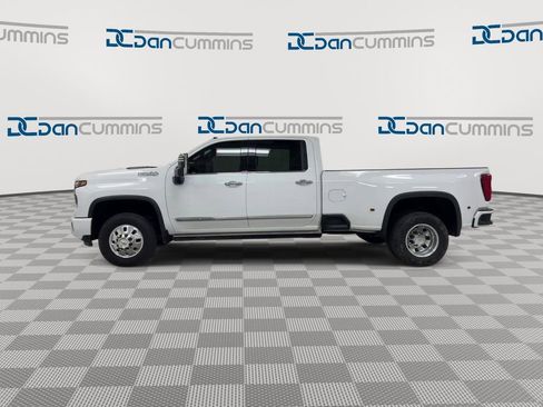 Used 2024 Chevrolet Silverado 3500 High Country w/ High Country Premium Package AWD/4WD image 5