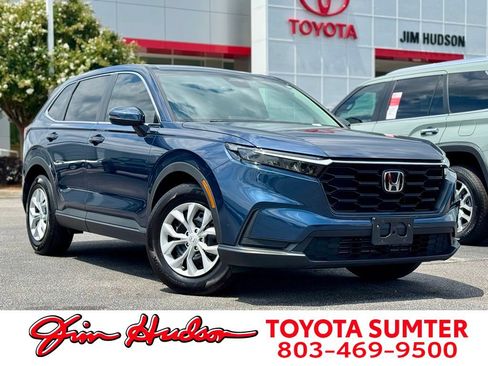 Used 2025 Honda CR-V LX image 1