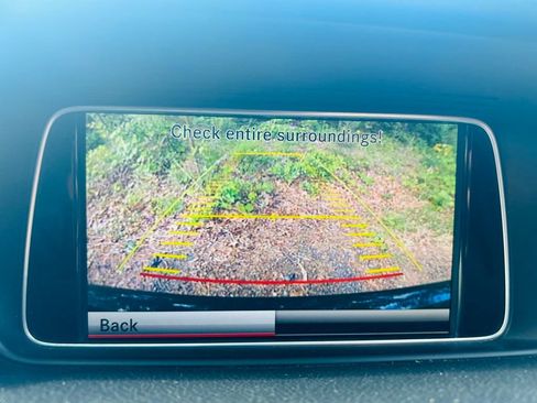 Used 2014 Mercedes-Benz E 350 Sedan image 40