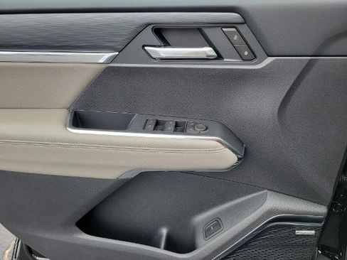 New 2026 GMC Acadia Elevation w/ Elevation Premium Package image 24