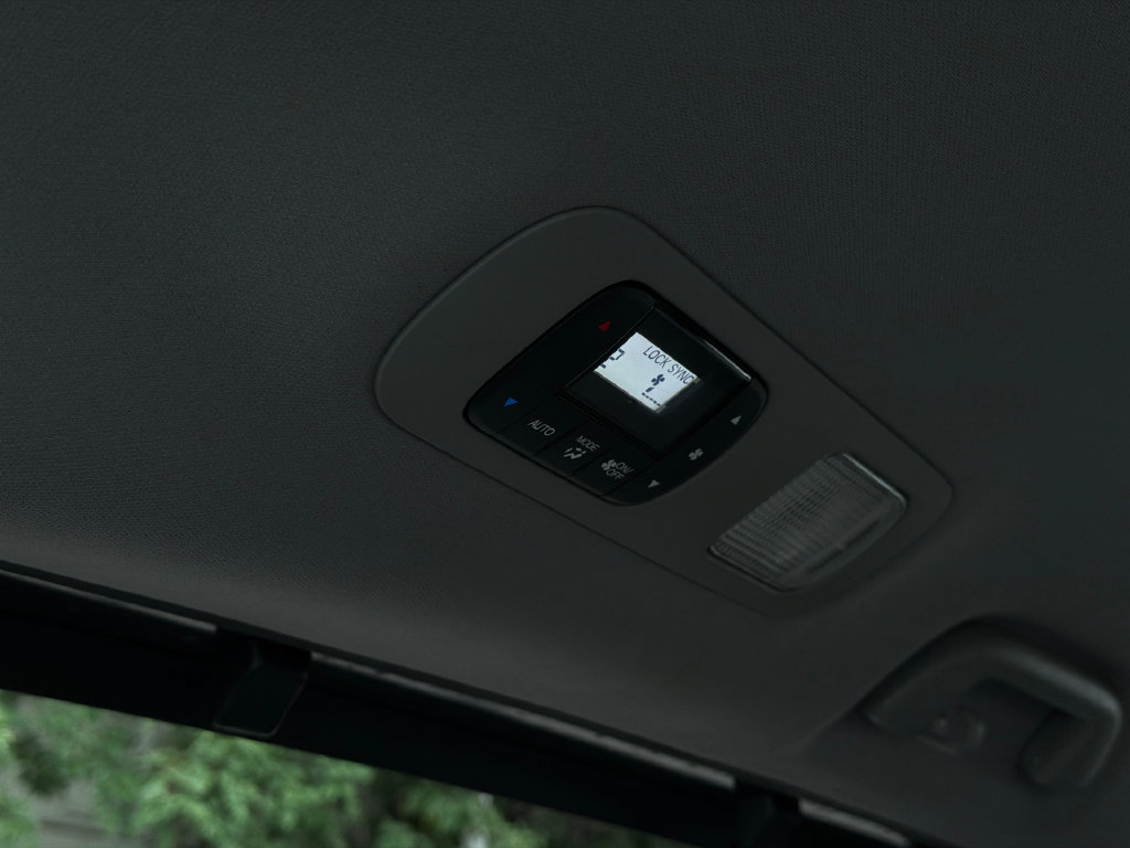 Used 2018 Honda Odyssey Touring image 24