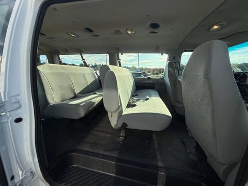Used 2007 Ford E-350 and Econoline 350 XLT image 23