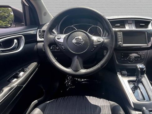 Used 2019 Nissan Sentra SV FWD image 8