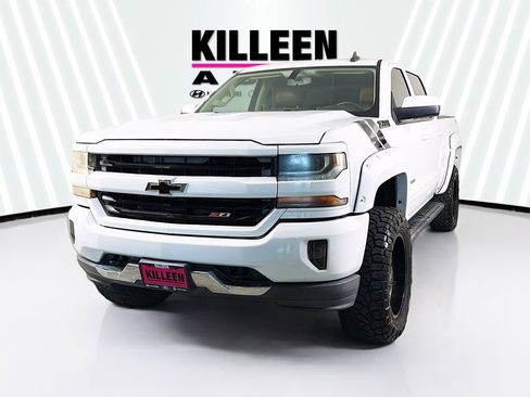 Used 2017 Chevrolet Silverado 1500 LT w/ All Star Edition image 3