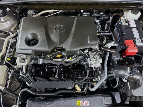 Used 2023 Toyota Camry LE FWD image 38