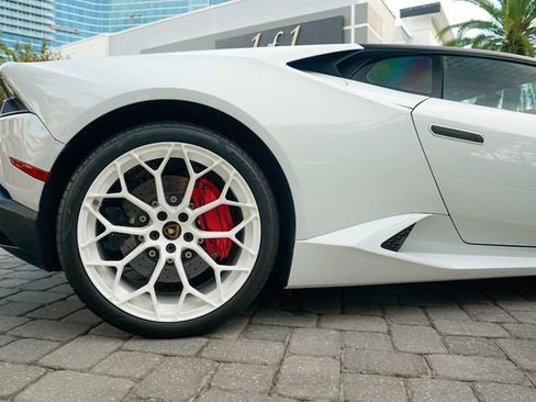 Used 2016 Lamborghini Huracan LP 610-4 Avio image 30